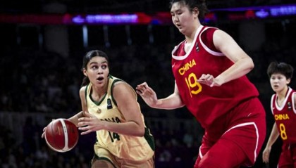 2米23张子宇首进中国女篮！亚洲杯联手韩旭冲冠？