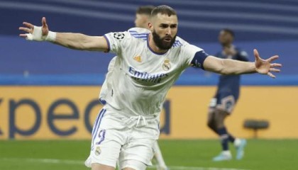 开云官方app-34岁本泽马“天神下凡”：给予我耐心，还你一个奇迹